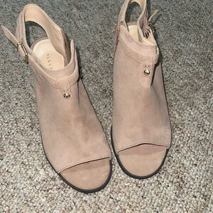 Alex Marie heels